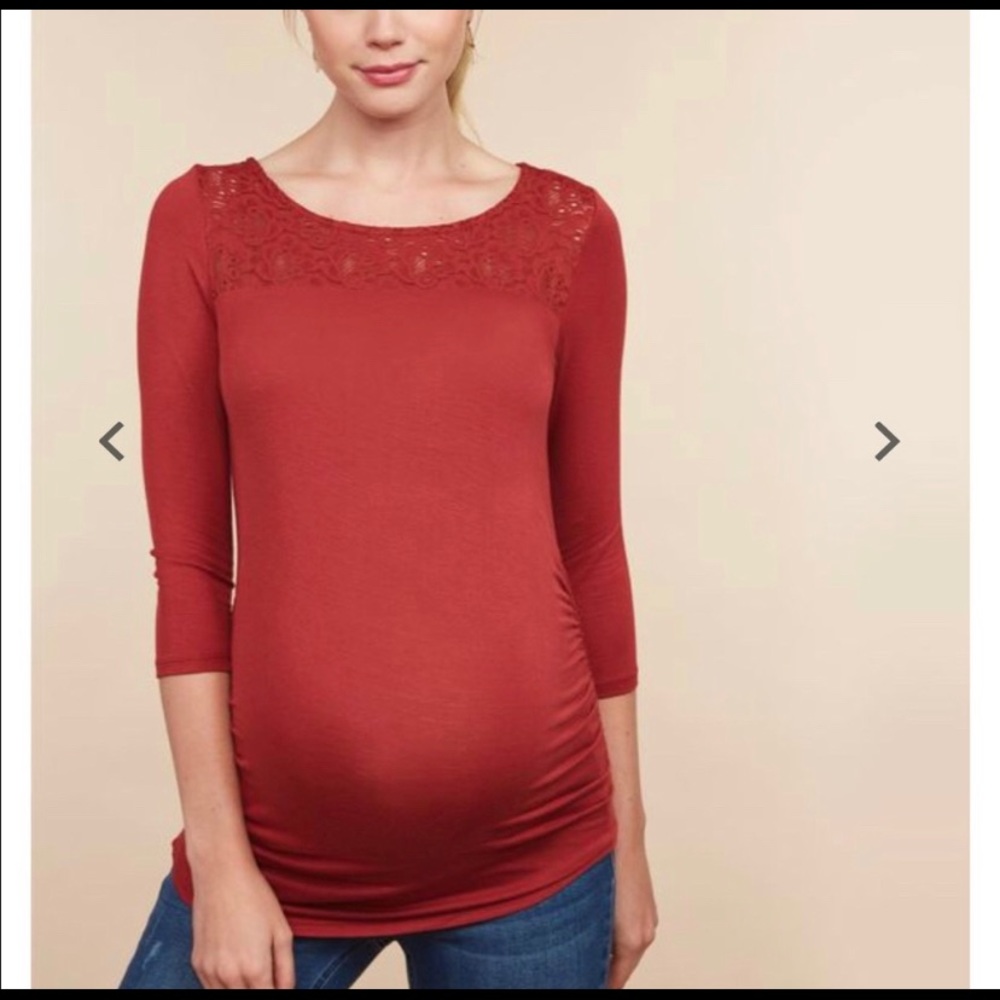 NWT Side Ruched Lane Trim Maternity top
